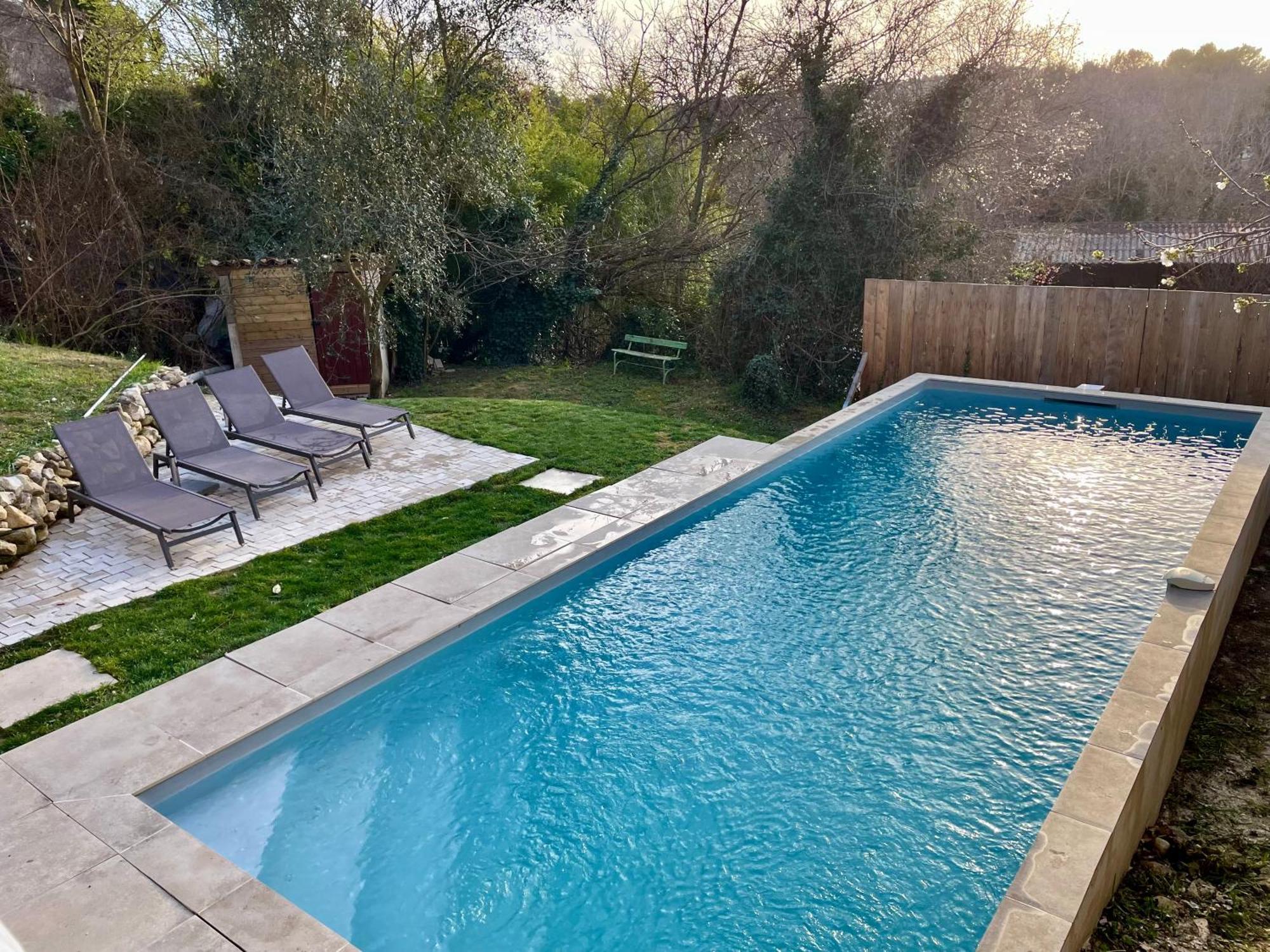 Maison & Jardin Coeur Luberon Classe 4 Etoiles Peypin-d'Aigues Luaran gambar